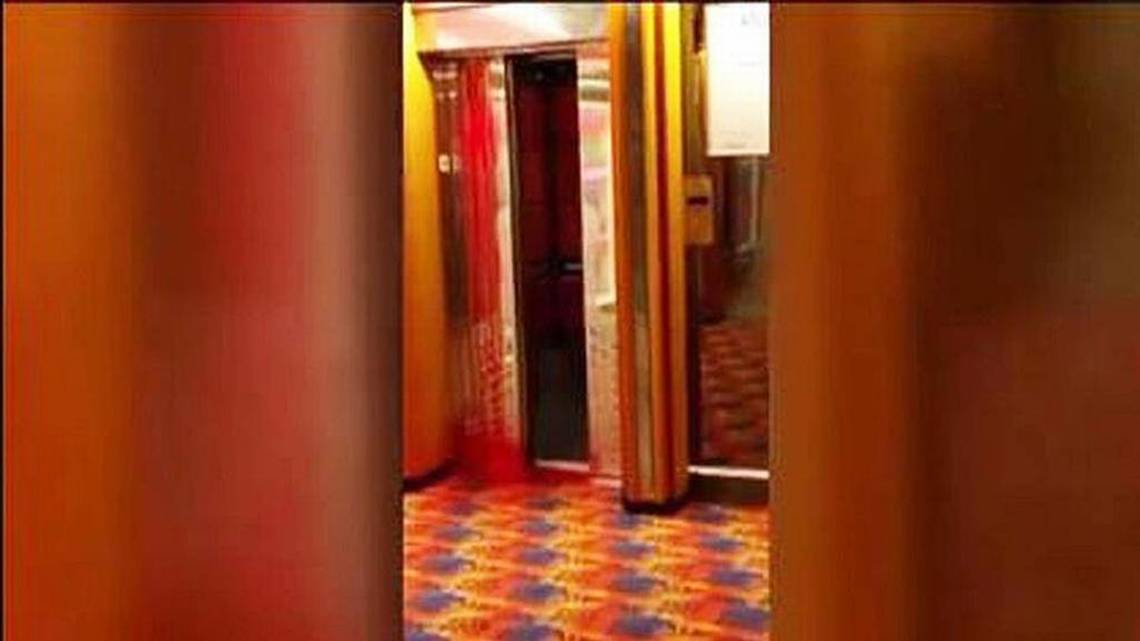 Man Crushed By Cruise Ship Elevator Leaves Behind A Wall Of Blood